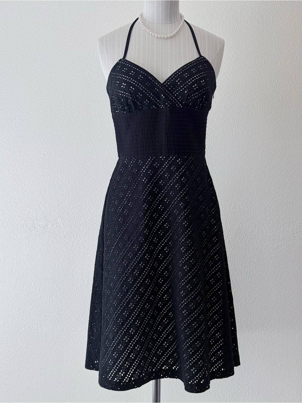 White House Black Market Black Eyelet Halter Midi Dress White Lining Size 2